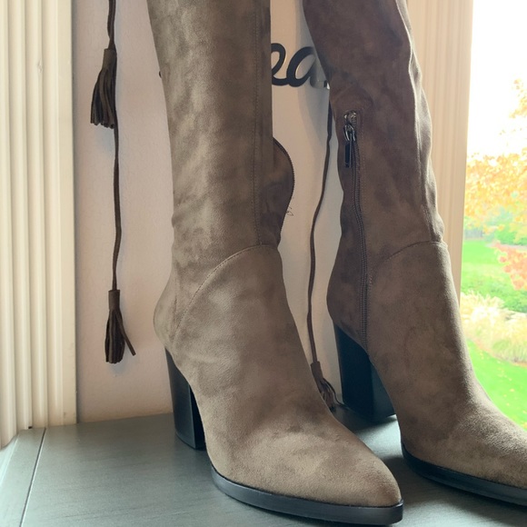 Marc Fisher LTD MIALINDA Boots - Picture 2 of 8